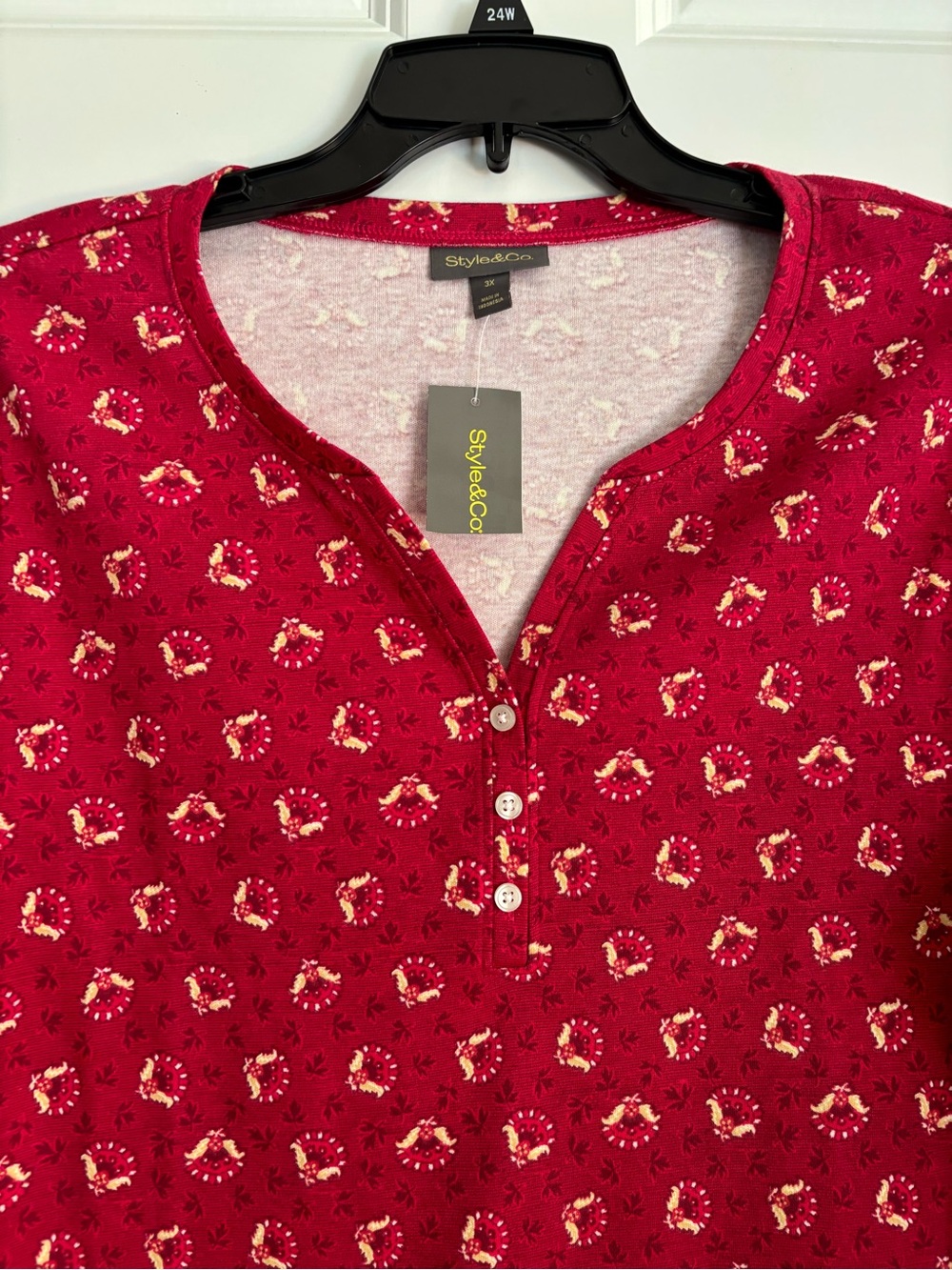 Style & Co. Pink-Red Floral Henley 3/4 Sleeve Top - Picture 5 of 6